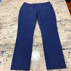 NWOT Old Navy Mens Navy Chinos sx 33x32